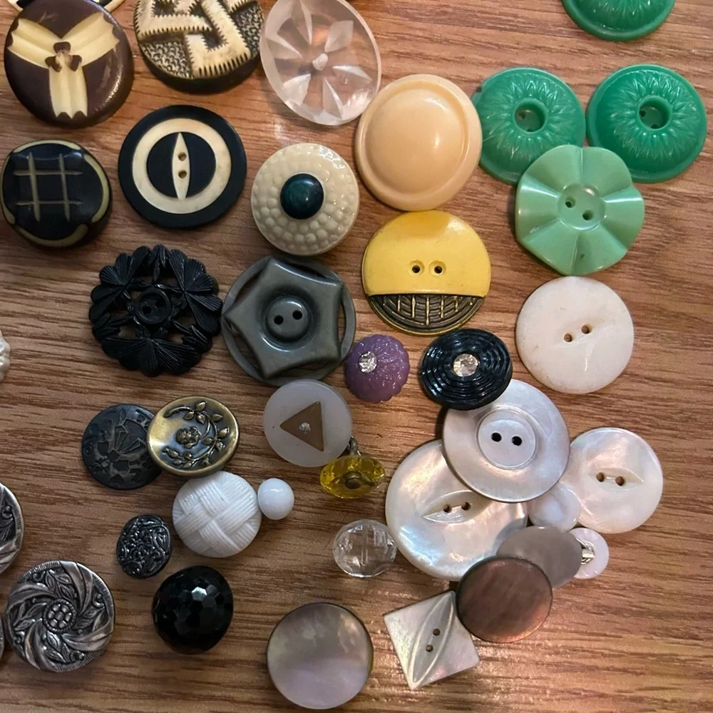 Vintage Buttons & buckles plastic glass shell metal carved pressed shank